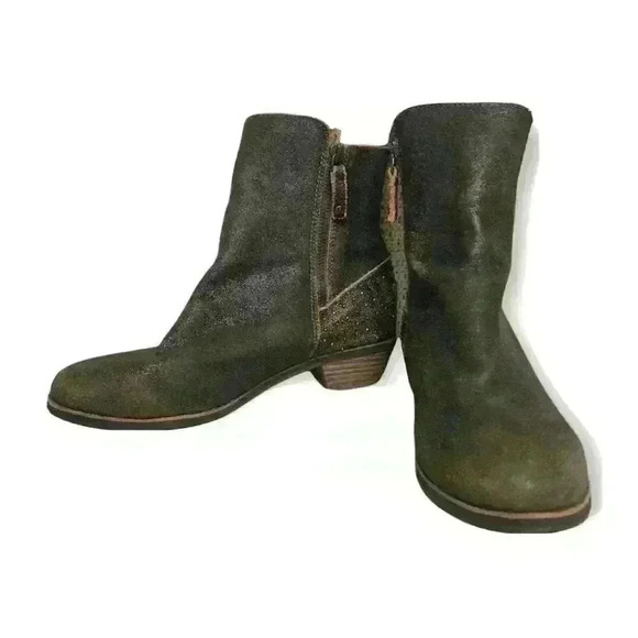 Reef Women's Dark Green Ankle Booties - Picture 1 of 12